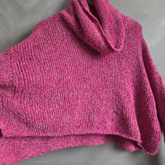 Free People Crop BFF Cowl Neck Sweater Pink Gray Sz S Oversized Slouchy - Picture 4 of 10